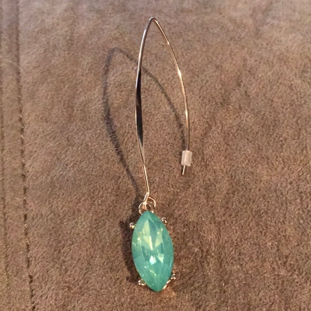 Earrings, Light green stone in gold setting